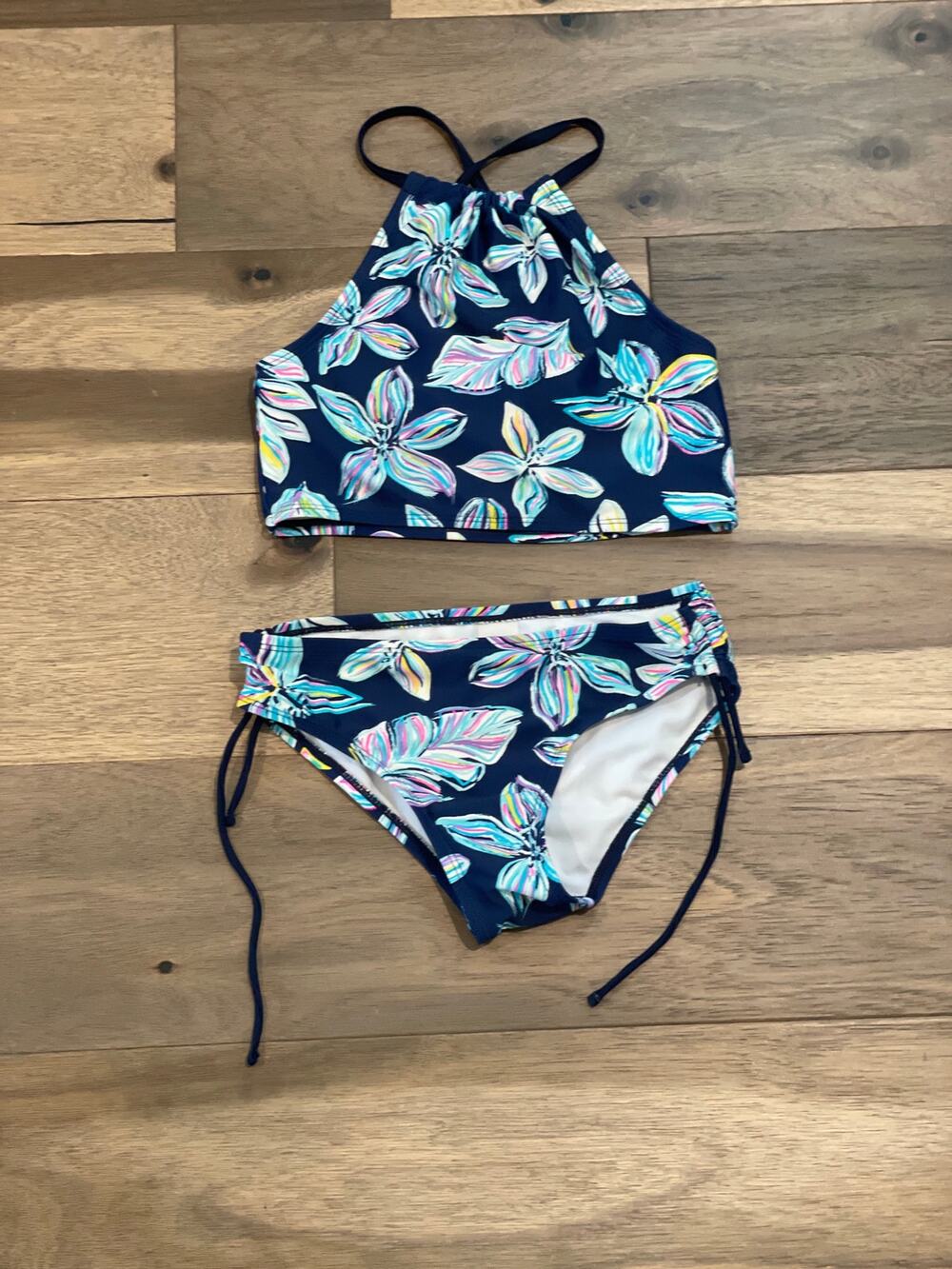 Kanu Girls 2 Piece Swimsuit Blue Floral Sz10 Cross Back Halter  Matching Bottoms